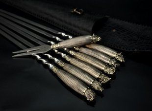 Набір шампурів "Мисливський-3" в закритому сагайдаку з виделкою Мисливський-3 фото